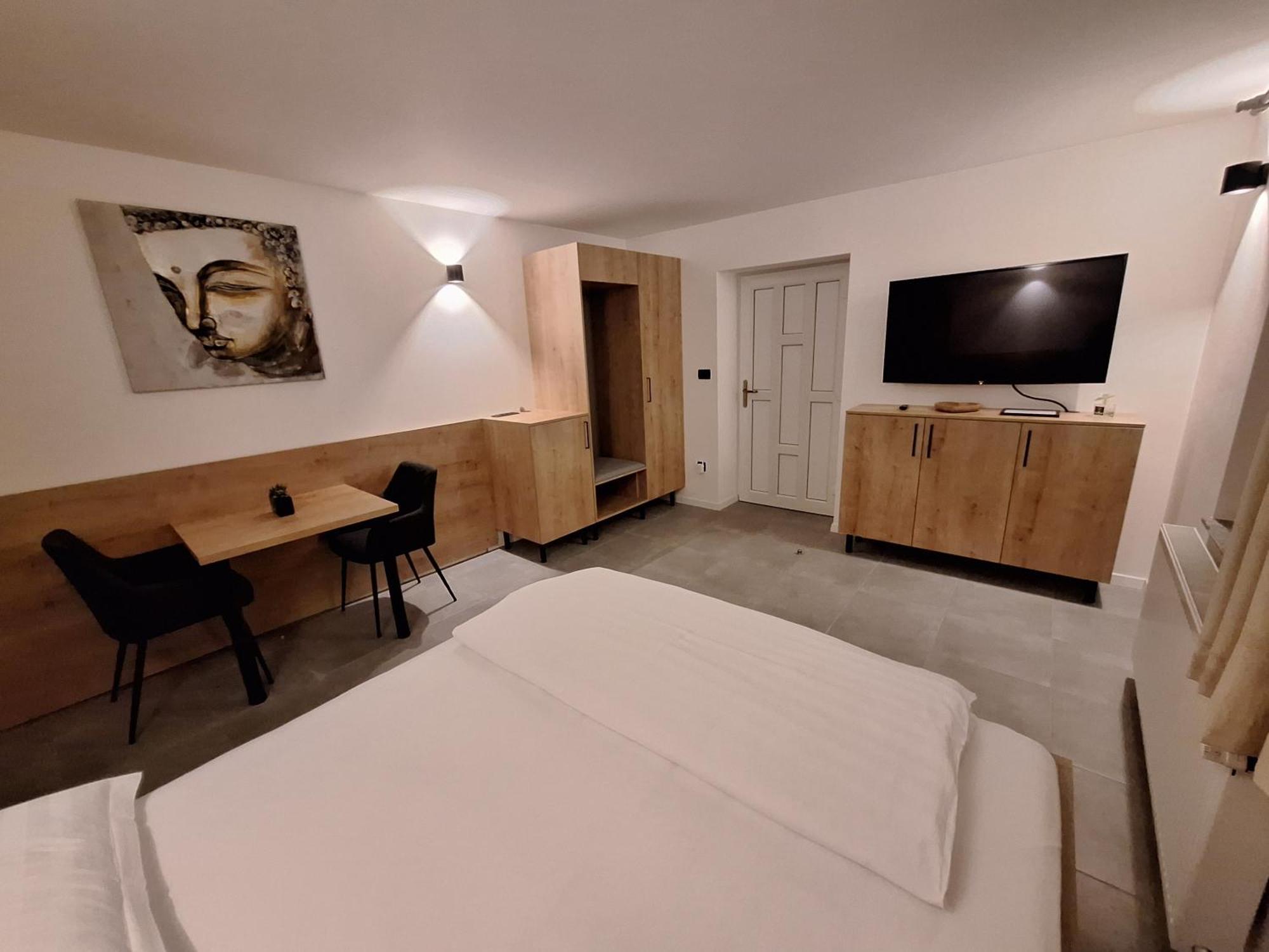 Prenocisca Kralj Apartamento Komenda Exterior foto